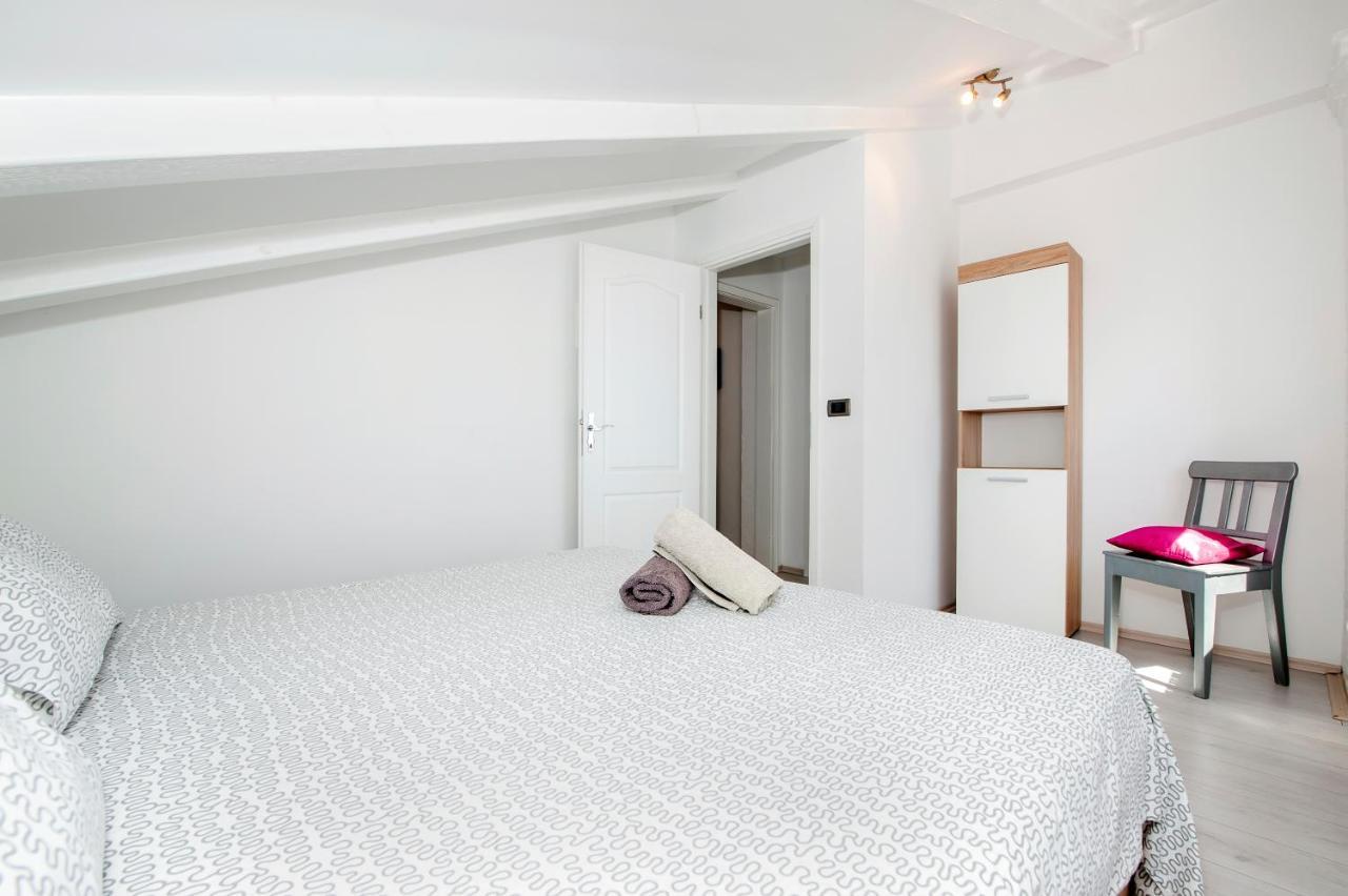 Apartment Camelia Rovinj Eksteriør billede